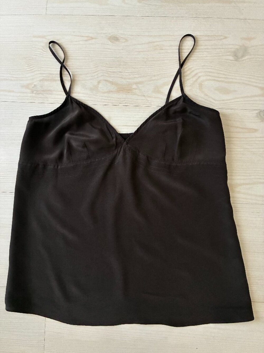 Twelfth Street by Cynthia Vincent Brown 100% Silk Empire Waist Cami Top - Petite